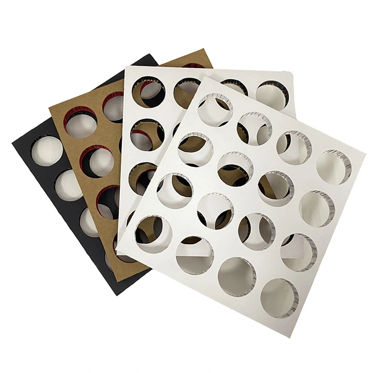 Próiseas táirgthe cairtchláir honeycomb